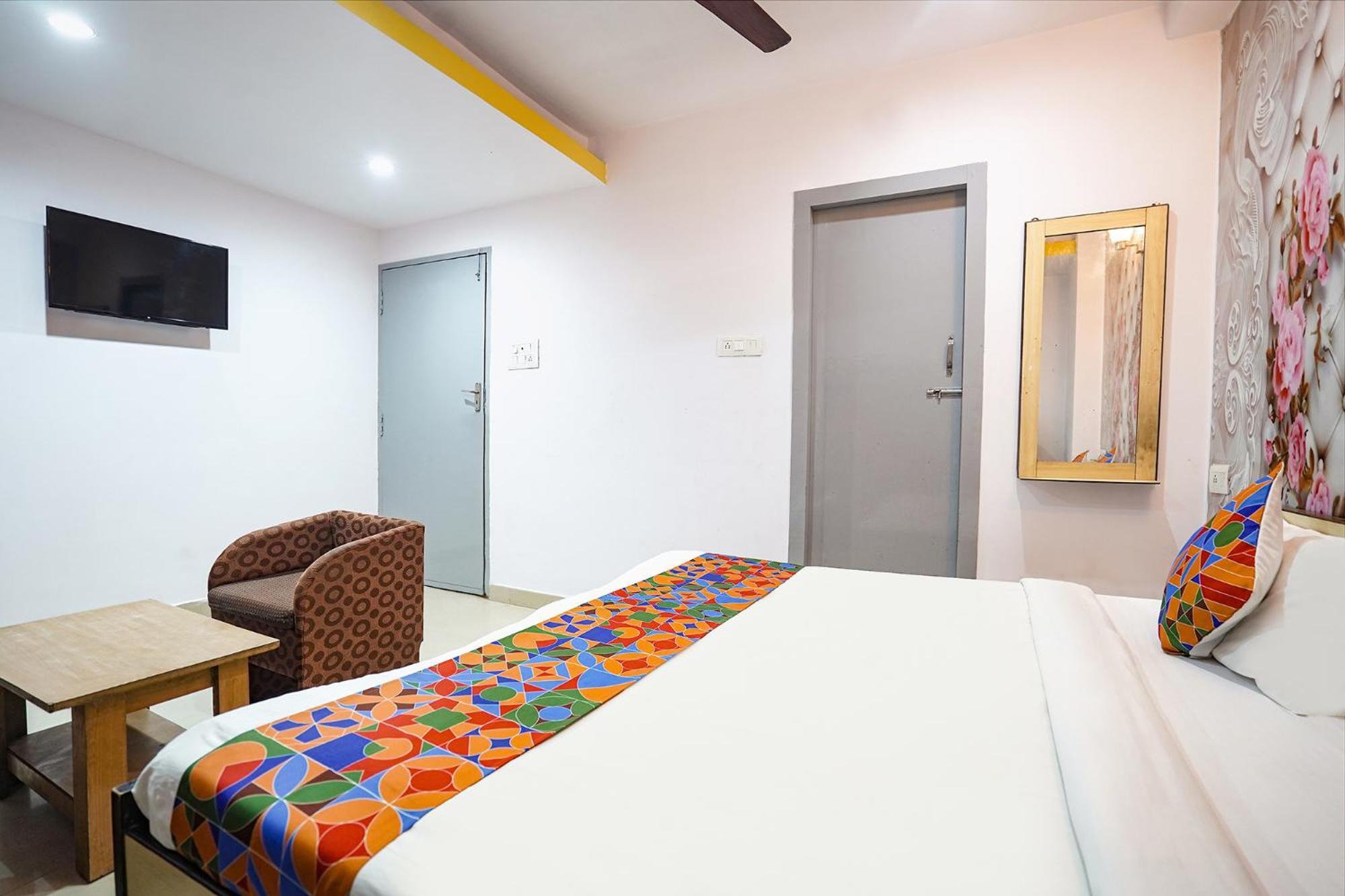 Fabexpress R Inn - Nr Prayagraj Railway Station Muthiganj Екстер'єр фото