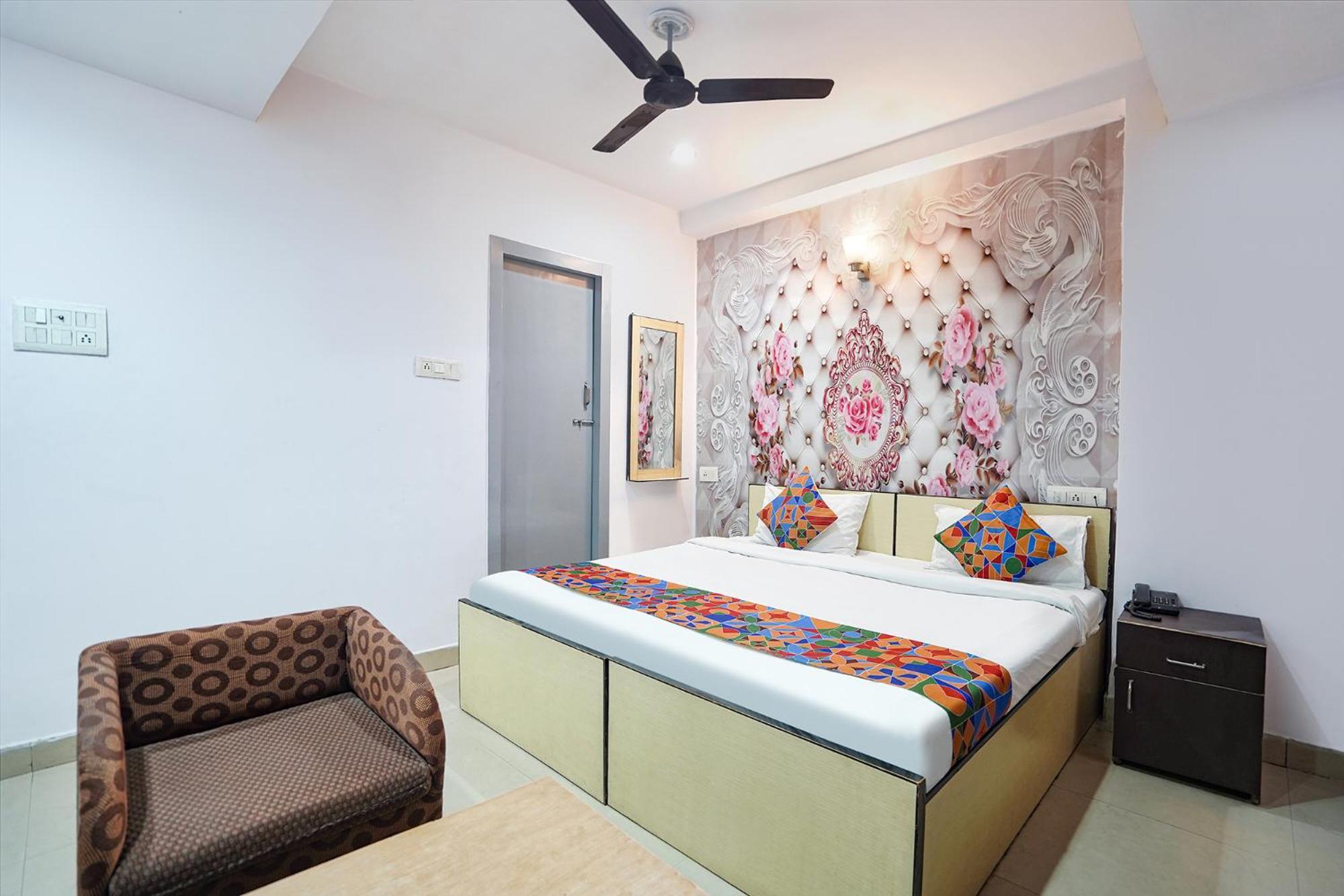 Fabexpress R Inn - Nr Prayagraj Railway Station Muthiganj Екстер'єр фото